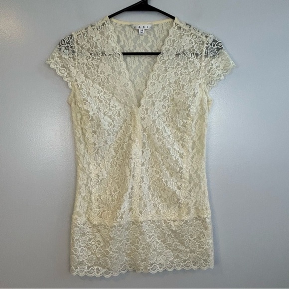 CAbi Cream Lace Cap Sleeve Fitted Sheer Blouse Size XS - Picture 1 of 9